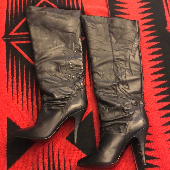 Sexy Black Stiletto Boots - Picture 8 of 13